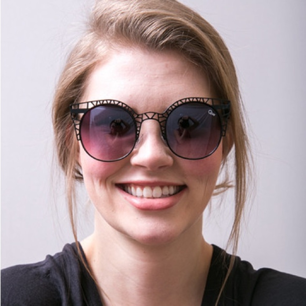 Quay Australia Fleur Sunglasses Black/Smoke Round Cutout Style Metal Frame
